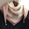 Pañuelo Cuadrado con Hebilla Magnética 65 Pañuelo Pequeño de Seda Pañuelo Pequeño para Protección de Cuello de Primavera y Otoño Pañuelo Pequeño para Mujer Sensación de Alta Gama Estilo Coreano Elegante Combinable Pañuelo de Seda para Mujer