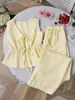 Traje de Verão Listrado de Cor Sólida Casual com Cadarço Versátil Colete Calça de Cor Sólida com Cadarço Solta Traje Doce Casual
