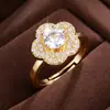 Anillo Abierto Elegante con Forma de Flor Adornado con Circonitas, un Estilo de Lujo Ligero y Suave, Regalo Versátil y Ceremonial