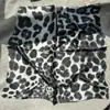 Directo de fábrica pañuelos de seda para mujer de alta gama 100% seda de morera pañuelos de verano con temperamento protectores solares al por mayor