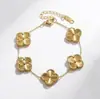 Collar de Acero de Titanio con Diseño Completo, Lujo Ligero, Estilo Europeo y Americano, Trébol de Cuatro Hojas Grabado Láser, Versátil, Gama Alta, Moda Sencilla, Lujo Ligero, Precio de Fábrica