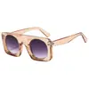 2026 Nuevas Gafas de Sol Cuadradas de Marco Grande Transfronterizas Estilo Europeo y Americano Sencillas de Parte Superior Plana Lente Cóncava Redonda de PC Gafas de Sol de Moda para Hombres