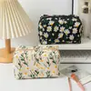 Bolsa de Maquillaje Transfronteriza Estilo Nuevo Estilo Ins, Neceser de Lona de Gran Capacidad, Bolsa de Almacenamiento Portátil de Viaje con Bordado de Margaritas Pequeñas