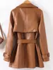 Novo trench coat elegante de cintura marcada, caimento justo, jaqueta curta para o dia a dia, casaco de couro, pele de ovelha