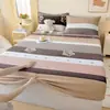 Lençol de baixo de veludo de leite ajustável, peça única, com forro de fleece adicionado para espessura extra, feito de fleece de coral e flanela, capa de cama, protetor de colchão, lençol de cama com cobertura total, para uso no inverno
