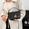 Bolso pequeño cuadrado de estilo extranjero de alta gama 2024 otoño e invierno nuevo moda versátil casual tipo sillín bandolera cruzada para hombro