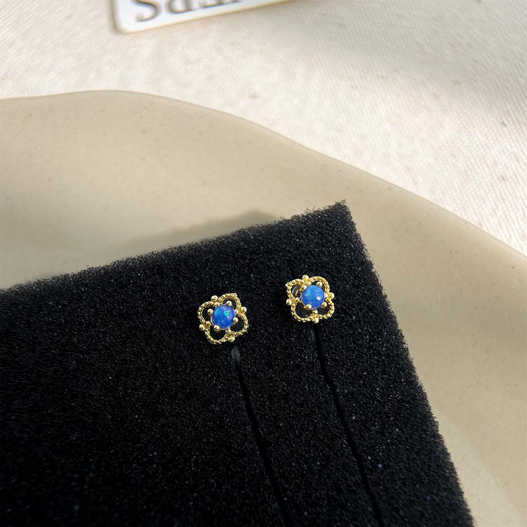 W208.jpg