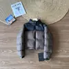 Chaqueta de Plumón que Te Mantiene Caliente y con Estilo al Mismo Tiempo, Perfecta para Otoño e Invierno, con Súper Alto Poder de Relleno y una Silueta Limpia y Estructurada. 10754