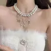 Collar de Perlas Multicapa de Alta Resistencia para Mujer con Colgantes de Cruz, Estrella y Borla, Estilo Lujo Ligero, Sensación de Alta Gama, Cadena para Clavícula para Fiesta Nocturna