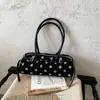 Bolso de gamuza para mujer, nueva colección de otoño de tendencia 2026, diseño de lunares de nicho, adecuado para el trabajo y los desplazamientos, bolso de hombro o bolso de axila