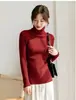 Camiseta básica de punto de cuello alto grueso de hilo hilado con núcleo de lana de dos piezas para mujer, nuevo suéter de otoño e invierno con sensación de alta gama, top ajustado