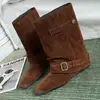 Botas Chelsea curtas de bico quadrado para mulheres, 2026 novas botas de montaria versáteis Maillard de corte slim para outono e inverno