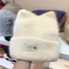 Chapéu de Lã com Orelhas de Gato Colorido Sólido Versátil Estilo Turban para Outono e Inverno Versão Coreana Novo Lindo Chapéu Quente para Frio Moda Feminina