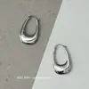 Pendientes Metálicos Estilo Fiebre para Mujer Sentido de Alta Gama Nicho Retro Personalidad Simples Versátiles Pendientes Elegantes Pendientes