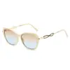 Gafas de Sol Ojo de Gato de Nuevo Estilo Simples Transfronterizas para Mujer con Patillas de Metal, Montura Grande Lacada, Protección Solar, Gafas de Moda al por Mayor