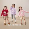 [0 Coceira] Suéter Macio para Meninas Pequenas, Textura Doce para Outono e Inverno, Tricô Vermelho Quentinho para Crianças no Inverno