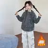 Chaqueta de Otoño/Invierno para Niñas 2026 Nueva Casual Estilo Coreano para Niños Medianos y Mayores Chaqueta con Capucha Forrada de Polar Dropshipping