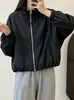 Chaqueta cortavientos de color liso con diseño de cordón y cuello alto estilo coreano para otoño 2026, para mujeres petite, holgada y elegante