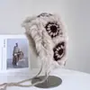 Chapéu de Dança do Leão com Cadarço de Pelo de Coelho para Mulheres, Novo Chapéu de Pescador de Pelúcia Quente para Outono e Inverno, Chapéu Bucket de Tricô Pequeno Versátil para Afinar o Rosto, Tendência
