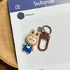 Colgante de overol colorido y lindo, colgante de mochila de estudiante con dibujos animados lindos, pequeño regalo para mejores amigas