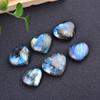 Piedra de Amor Lavolita Natural Pulida Tallada Mango de Piedra Lunar Colgante de Luz de Luna Azul en Forma de Corazón Joyería al Por Mayor