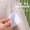 Quitapelusas estilo japonés, una pegatina quitapelusas portátil y fácil de usar para el hogar, diseñada para eliminar pelusas, polvo y cabello de la ropa