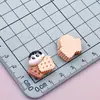 Personajes de Dibujos Animados Brillantes Comida Juego Galletas Tostada Baozi Nuevo Nuevo Pasador Cuerda para el Cabello Hebilla de Zapato Ropa Bricolaje Accesorios de Resina