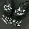 Decoraciones DIY para Zapatos Crocs: Accesorios de Pedrería de Saturno, Nuevos Encantos 3D Versátiles y Creativos para Zapatos, Desmontables