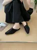 Zapatos de Mujer Cuadrados Tejidos Decorativos Estilo Retro Nuevo Primavera Mocasines Medios de Gamuza Moda Femenina Zapatillas de Punta Cerrada