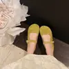 Sapatos femininos retro populares de camurça, novos sapatos Mary Jane Birkenstock de outono 2026, sapatilhas que aumentam a altura