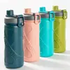 Garrafa de Água Esportiva de Grande Capacidade 700ML Copo d'Água para Meninos e Meninas Fitness Portátil à Prova de Vazamento Copo de Água de Plástico Copo Espacial