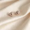 Nuevos Pendientes de Clip de Moda Tendencia Transfronteriza Más Vendidos Lujo Ligero Chapado en Cobre Oro Champán Circonita Corazón Geométricos para Mujeres, Pendientes Únicos Versátiles