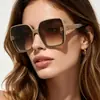 Gafas de Sol Cuadradas Grandes de Estilo Carta Simple Transfronterizo para Mujer, Versión Coreana, Gafas de Sol con Sombrilla Adelgazantes para el Rostro