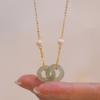 Colar de Jade Hetian com Elo de Anel Design de Nicho Feminino Anel Duplo Fivela Ping An Fecho Corrente de Osso Pingente de Jade