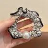 Scrunchie de cetim plissado estilo coreano para mulheres, novo modelo 2026, alta elasticidade, prendedor de cabelo durável, faixa de cabelo, acessório de cabelo elástico