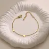 Amazon Transfronterizo Nueva Joyería Pulsera de Acero Inoxidable de Tres Corazones para Mujer Versátil Moda Diseño Simple Accesorio para la Mano