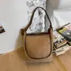 Bolso Cubo Estilo Coreano Transfronterizo, Bolso Tote con Empalme de Lana de Cordero, Bolso Cruzado Versátil de Gran Capacidad para el Día a Día, Bolso de Hombro Casual