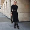 Estilo Hepburn Americano elegante outono e inverno com casaco, roupa interna, vestido, saia base feminina de gola alta, cor sólida, que cobre a barriga
