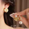 Brincos de Flor Plissada com Zircônia e Pérola Estilo Coreano Elegantes Fashion Brincos de Luxo Leve High-End Venda por Atacado