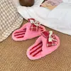 2026 Novas Pantufas de Inverno para Meninas Laço Fofo Listras Nova Indoor Quente Bico Fechado Pantufas de Bebê