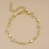 Pulseira de zircônia doce e legal para amor para meninas design simples de nicho estudante coração oco joia de mão presente versátil