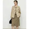 Elegante gabardina de doble botonadura para mujer, nuevo estilo otoño 2026, muy elegante y versátil para figuras petite.