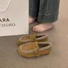 Zapatos de mujer tipo mocasín peludos, colección otoño/invierno 2026, estilo retro, con acabado de gamuza, forro de felpa para abrigar y un diseño cómodo y fácil de usar, similares a las sandalias Birkenstock