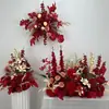 Arreglos de flores artificiales para bodas, arreglos florales para decoración de pasillo, decoraciones de escaparate de compromiso con temática de bosque, arreglos de escena de boda de color rojo rosa