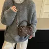Otoño 2026 Nuevo Elegante Versátil Casual Lunares Lindo Bolso de Mano Textura Exquisita Simple Cruzado para Mujer