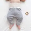 Calça longa de algodão puro para bebê, cintura alta, protege a barriga, adequada para bebês e crianças pequenas, calça longa de base para outono, calça de cintura alta grau A para bebês e crianças pequenas