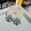 Pendientes Ona de Flores Pequeñas Frescas para Mujer Diseño de Nicho Pendientes de Gama Alta Pendientes de Aguja de Plata Dulces y Juveniles Primavera y Verano