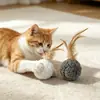Suministros para mascotas: Pelota de Felpa con Plumas y Cascabel, Juguete Interactivo de Autoentretenimiento para Perseguir Gatos, Pelota Sonora, Juguete para Gatos al por Mayor