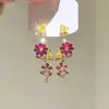 Flores Tipo Brocado Sensação de Alto Padrão Brincos de Flor Estilo Longo Luxo Leve Elegante Temperamento Brincos de Tarraxa Design de Nicho Acessórios para Brincos Atacado