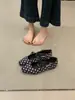 Zapatos de Salón Bajos de Estilo Francés con Lazo para Mujer, Nuevo Modelo de Primavera 2026, Bailarinas con Tira Cruzada para Combinar con Faldas, Zapatos Mary Jane de Lunares